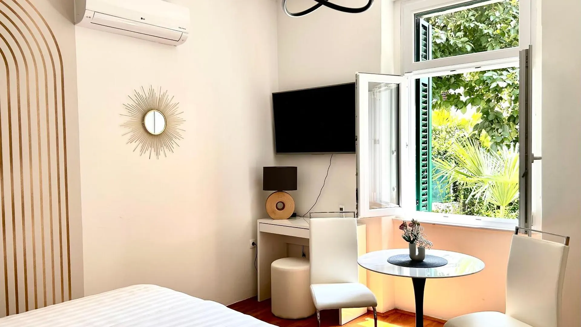 Central Studio Apartment Arkade Opatija 0*,